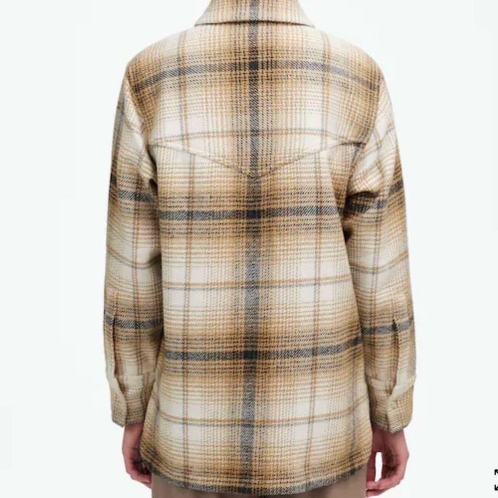Madewell Flannel Button-Up Shirt-Jacket in Plaid - Picture 2 of 11